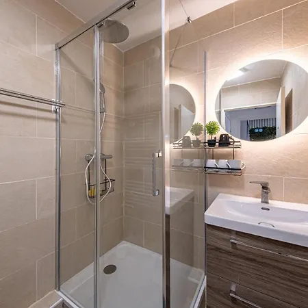 C5 Haussmann Apartment Marne-la-Vallee